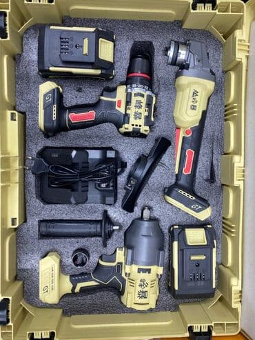 портативное зарядное устройство с розеткой: Зарядные устройства для электромобилей — 1