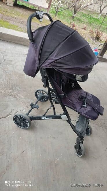 продаю в связи с переездом: Срочно продаю фиолетовый коляска б/у тормоз работает бампер нету — 7