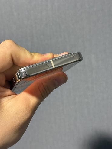 пиксел 9 про: Google Pixel 9 Pro, Б/у, 128 ГБ, цвет - Белый, 1 SIM, eSIM — 3