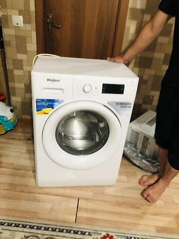 s 70: Стиральная машина Whirlpool с фронтальной загрузкой, загрузка 7 кг — 1