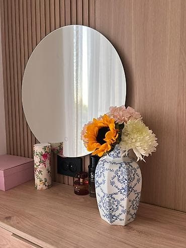 зеркала с подсветкой бишкек: В наличии ❗️Тумба с зеркалом для макияжа 😍✨ Цена вкусная🔥 Доставка по — 2