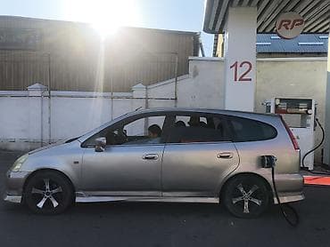 Honda Stream: 2002 г., 1.7 л, Вариатор, Бензин, Минивэн