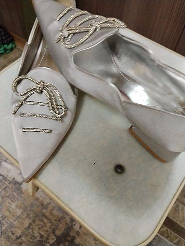 Туфли, 38, AURA SHOES, Новый, цвет - Серебристый — 1
