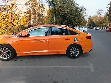 Транспорт: Hyundai Sonata: 2019 г., Автомат, Газ, Лифтбек — 1