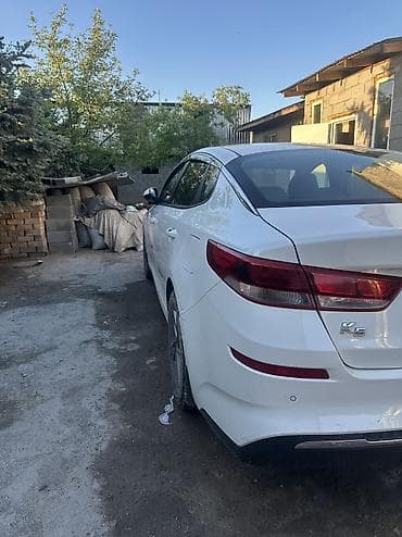 Продажа авто: Kia K5: 2019 г., 2 л, Автомат, Газ, Седан — 10