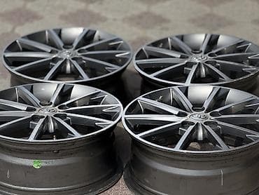 583 585: Литые Диски R 17 Toyota, Комплект, отверстий - 5, Б/у — 2