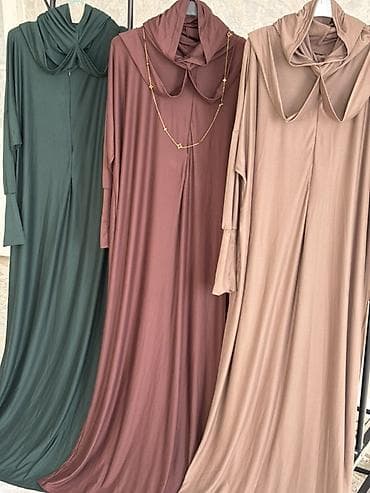 Повседневное платье, Длинная модель, Трикотаж, Прямое, Стандарт