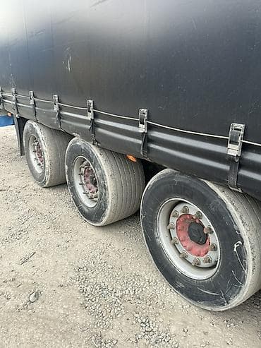 фредлайнер тягач: Тягач, Volvo, 2015 г., Тентованный — 8