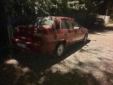 ford orion: Daewoo Nexia: 1997 г., Седан — 1