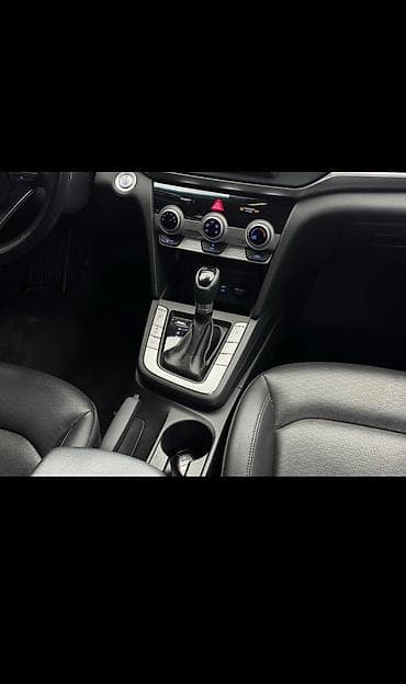 мини электро машына: Hyundai Avante: 2019 г., 1.6 л, Вариатор, Бензин — 4
