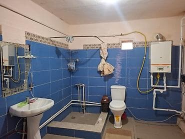 Продажа домов: Дом с участком. Один этаж, капитальные стены, двухскатная крыша с — 3