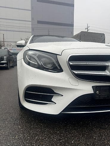 nio et9: Mercedes-Benz E-Class: 2019 г., 2 л, Автомат, Бензин, Седан — 2