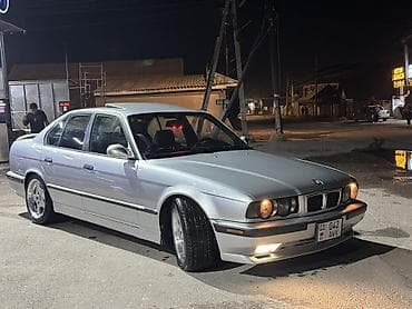 капот е39: BMW 5 series: 1993 г., 4.4 л, Механика, Бензин, Седан — 7