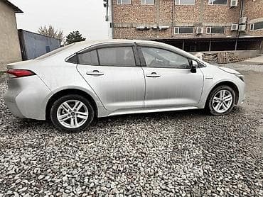 хонда каролла: Toyota Corolla: 2022 г., 1.8 л, Вариатор, Гибрид, Седан — 7