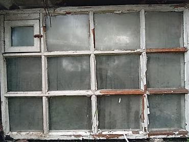Продаю советское деревянное окно с форточкой. Находится в Маевке