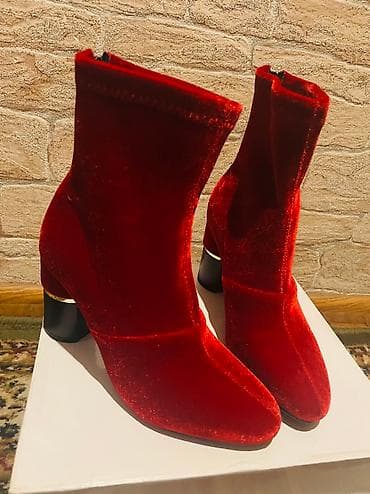 Угги: Продаю абсолютно новые деми сапоги ! Размер 37-37,5 Подойдут как и на — 2