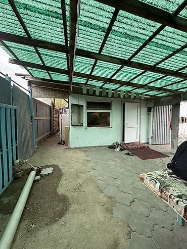 jack 4: Продаю пол дома 4-х комнатный С мебелью В доме имеется; душевая — 10