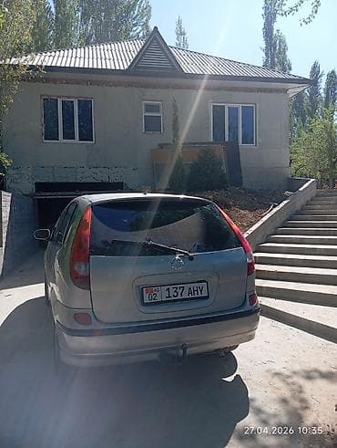 shevrale spark: Nissan Almera Tino: 2001 г., 1.8 л, Механика, Бензин, Хэтчбэк — 10