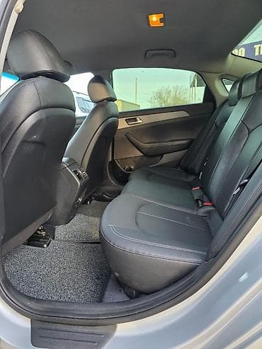 bmw 520i: Hyundai Sonata: 2020 г., 2 л, Автомат, Газ, Седан — 6