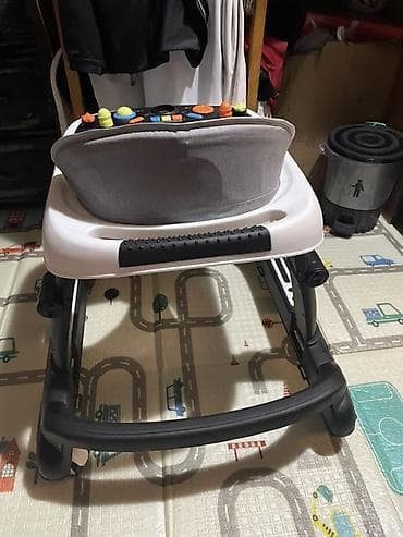 Детские ходунки: Детские ходунки Baby Walker с игровой панелью - Эргономичное сиденье — 3