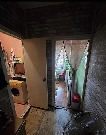 105: 1 комната, 40 м², Аламедин-1 мкр 105 серия, 8 этаж, Старый ремонт — 3