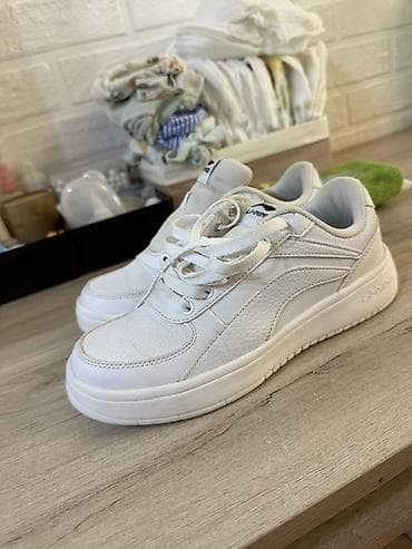кеды 37: Кроссовки, 37.5, Adidas, Б/у, цвет - Белый, Самовывоз — 9