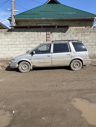 автомобиль машина: Mitsubishi Santamo: 1999 г., 2 л, Автомат, Бензин, Универсал — 2