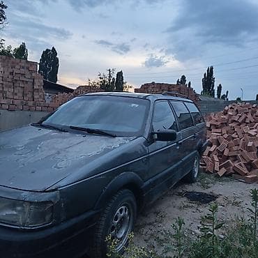 вольксваген: Volkswagen Passat Variant: 1988 г., 1.8 л, Механика, Бензин, Универсал — 3