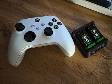 Беспроводной геймпад Xbox Wireless Controller + комплект аккумуляторов