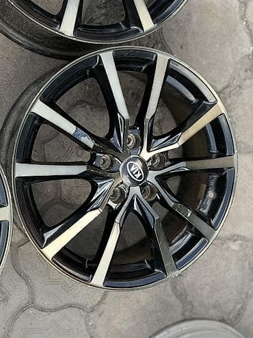 17: Литые Диски R 17 Kia, Комплект, отверстий - 5, Б/у — 5