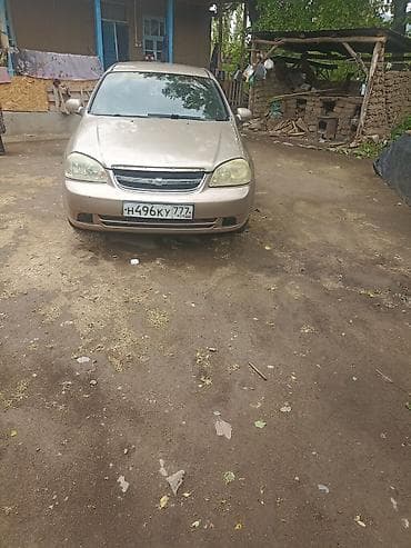Транспорт: Chevrolet Lacetti: 2006 г., 1.6 л, Кол менен иштөөчү, Бензин, Седан — 1