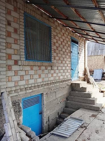 участки дачи: Продаётся кирпичный дачный дом с участком. Характеристики дома: - — 2