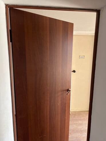 дверь деревянные: Межкомнатная глухая дверь, Дерево, Кыргызстанская, цвет - Коричневый, 200 * x 90 см, Б/у — 3