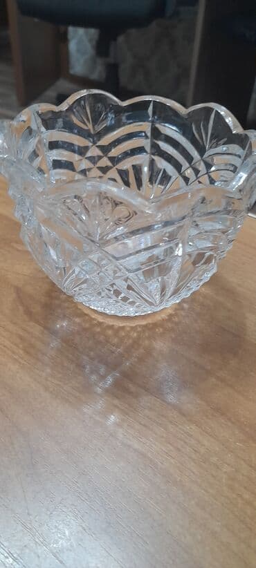 красивые вещи: Продаю хрусталь Советский.Большие.Сост отличное.Цена 1000 сом шт.Какой — 10