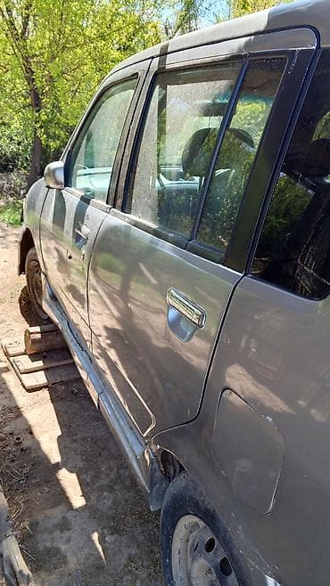 авто сатылат: Nissan Cube: 2000 г., Вэн/Минивэн — 2