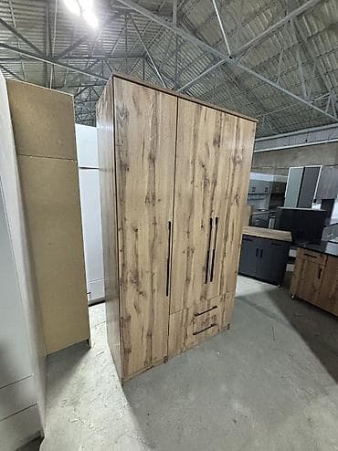 Үй жана бакча: Шифоньерлер, кийидер үчүн шкафтар, Түз, ЛДСП — 3