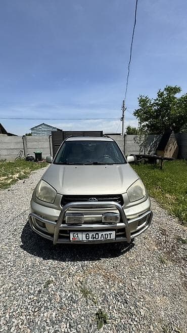 Toyota RAV4: 2002 г., 2 л, Автомат, Газ, Кроссовер