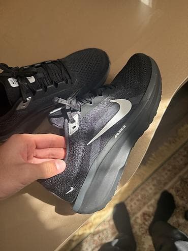 Мырзалардын бут кийими: Эркектердин кроссовкасы, 42, Nike, Жаңы, түсү - Кара — 3