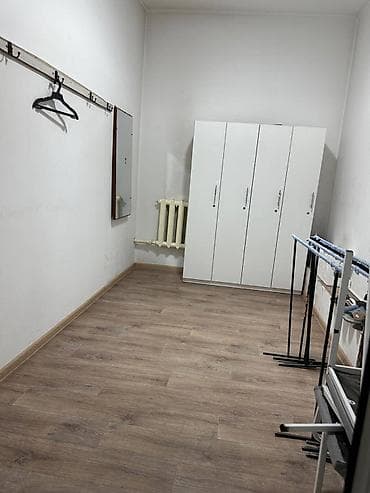 швейная машина бишкек: 📍 ул. Марата 🔘Этажи 4/4 🔘478,4м² Продается четырехэтажное — 9