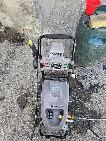 шланг на мойку: Профессиональная мойка высокого давления на тележке Описание: - — 5