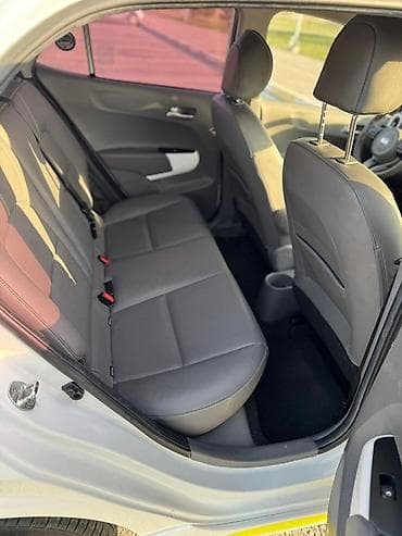 карнивал 2019: Kia Picanto: 2019 г., 1 л, Автомат, Бензин, Хэтчбэк — 10