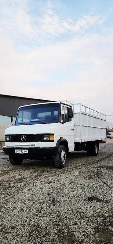 Грузовик, Mercedes-Benz, Стандарт, 5 т, Б/у
