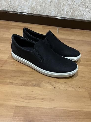 Мужская обувь: Продаю новые слипоны ECCO (Оригинал) — 41 размер Продаю абсолютно — 1