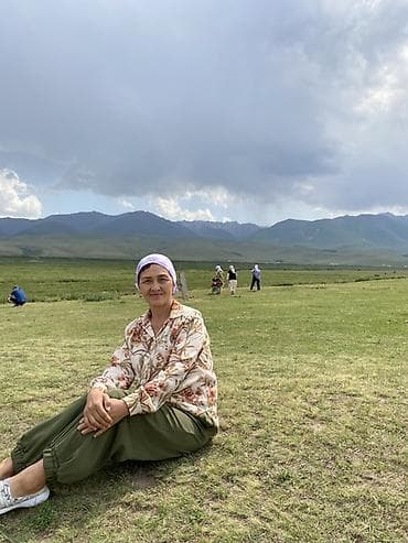 ТТС, унаа бизнеси: РЕЗЮМЕ ФИО: Кайназарова Нуржамал Возраст: 58 лет Город — 2