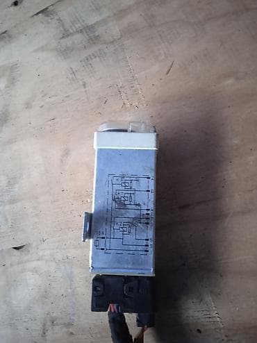 Автозапчасти: Mercedes-Benz Б/у, Оригинал, Германия — 3