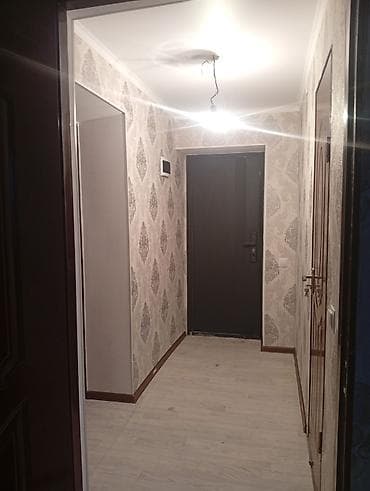 кажи сай: Квартира с ремонтом в центре г.Каинда по ул.Юбилейная. можно под — 2