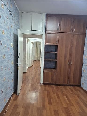 3 комнаты, 62 м², 105 серия, 4 этаж, Косметический ремонт — 3