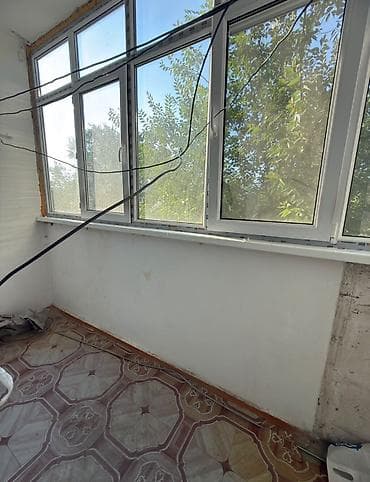 105: 1 комната, 35 м², 105 серия, 3 этаж, Старый ремонт — 5