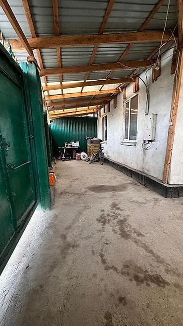 участок под азс: Продаётся уч. 3 сот дом 62м2, район Рабочий городок ! 📍ул. Гагарина / — 1
