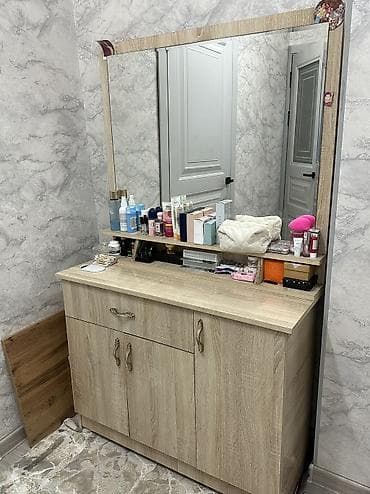 столик с зеркалом: Туалетный столик, С зеркалом, ЛДСП — 4